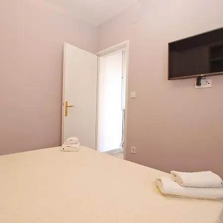 Apartamento Dvigradska 1103 *